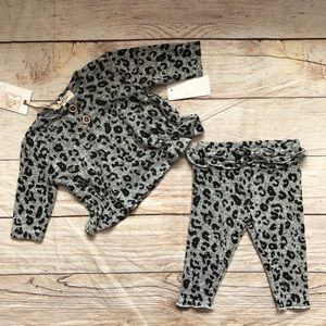 Jessica Simpson 2-piece Set -NEW